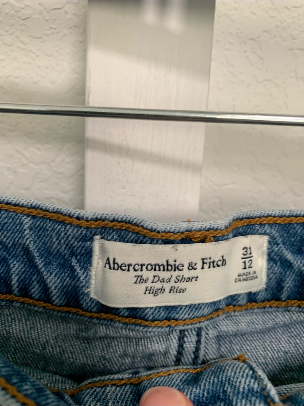 Abercrombie & Fitch High Rise Dad Denim Shorts - Picture 2 of 9